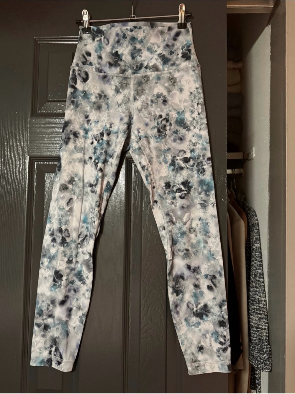 Lululemon Align Kaleidofloral Leggings Size 6 EUC